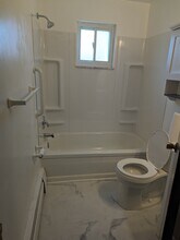 708 Paul St, Unit 2 in Carnegie, PA - Building Photo - Building Photo