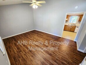 115 Dawn Ct in Mebane, NC - Building Photo - Building Photo