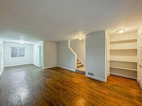 309 E Bellefonte Ave in Alexandria, VA - Building Photo - Building Photo