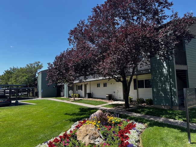 Aspenwood Apartments