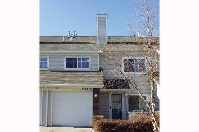 property at 1319 SE Delaware Ave