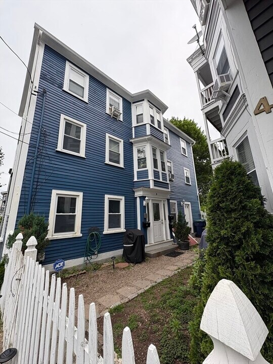 6 Northey St in Salem, MA - Building Photo