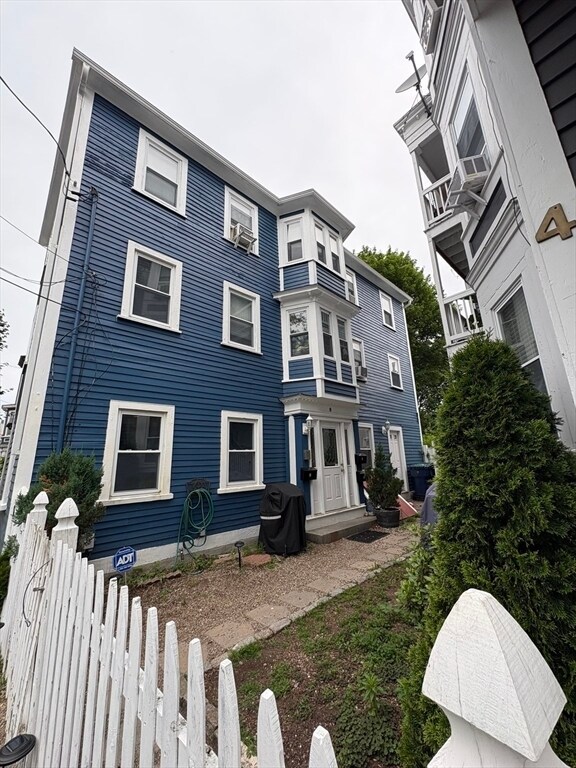 property at 6 Northey St