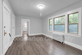 2724 Main St in Buffalo, NY - Foto de edificio - Building Photo