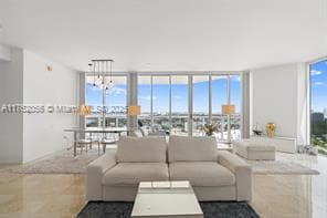 7330 Ocean Ter, Unit # PH-D in Miami Beach, FL - Foto de edificio - Building Photo