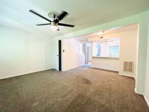 7725 Kelley Ct in Raleigh, NC - Building Photo - Building Photo