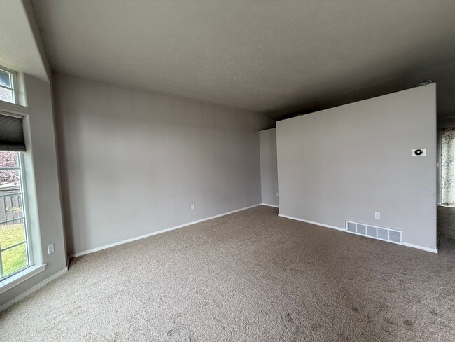 6211 Terra Vista St in Spokane, WA - Building Photo - Building Photo