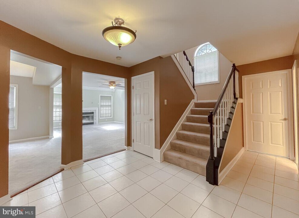 48170 Livonia Cir in Lexington Park, MD - Building Photo