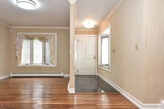 411 10th St in Palisades Park, NJ - Building Photo - Building Photo