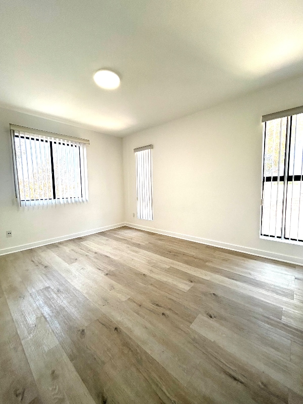 property at 465 Oak St
