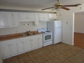 2075 Howell Branch Rd-Unit -125 in Maitland, FL - Building Photo - Building Photo