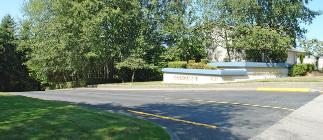 Gold Point Condominiums in Tacoma, WA - Building Photo - Building Photo