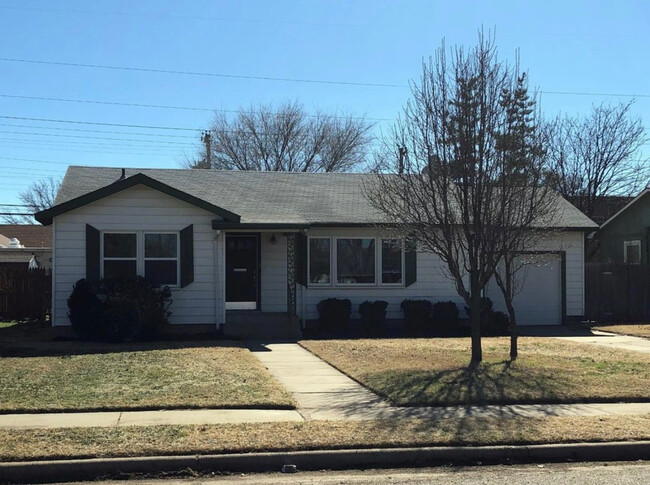 4303 33rd St in Lubbock, TX - Building Photo - Building Photo