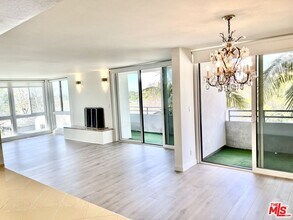 15480 Antioch St in Los Angeles, CA - Building Photo - Building Photo