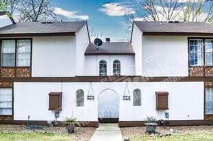 120 Emperado Way in Hot Springs Village, AR - Building Photo