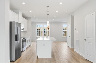 339 Telluride Ln in Cranberry Township, PA - Building Photo - Building Photo