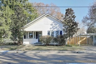 519 Mudd Ave in Lafayette, LA - Building Photo