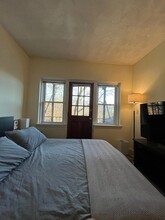 92 Gordon St, Unit #1 in Boston, MA - Building Photo - Building Photo