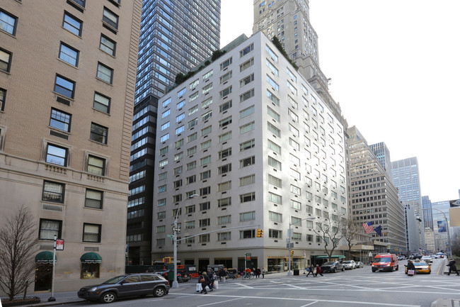 475 Park Ave in New York, NY - Foto de edificio - Building Photo