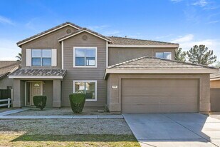 775 W Aviary Way, Unit 3 in Gilbert, AZ - Building Photo