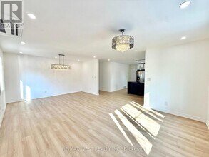 34 Touraine Ave in Toronto, ON - Building Photo - Building Photo