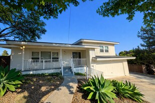4931 Campanile Dr in San Diego, CA - Building Photo