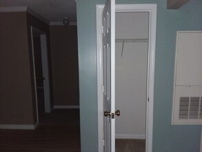 100 WOODSTONE Dr, Unit 1 in Athens, GA - Building Photo - Building Photo