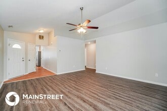 6927 Spring Bloom Dr in Canal Winchester, OH - Foto de edificio - Building Photo