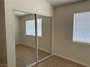 1412 Bent Arrow Dr in North Las Vegas, NV - Building Photo - Building Photo