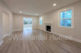1406 Belvedere Ave in Jacksonville, FL - Building Photo - Building Photo