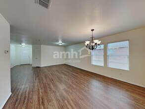 811 Wild Prairie Dr in Arlington, TX - Building Photo - Building Photo