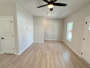 1630 Ekin Ave in New Albany, IN - Building Photo - Building Photo