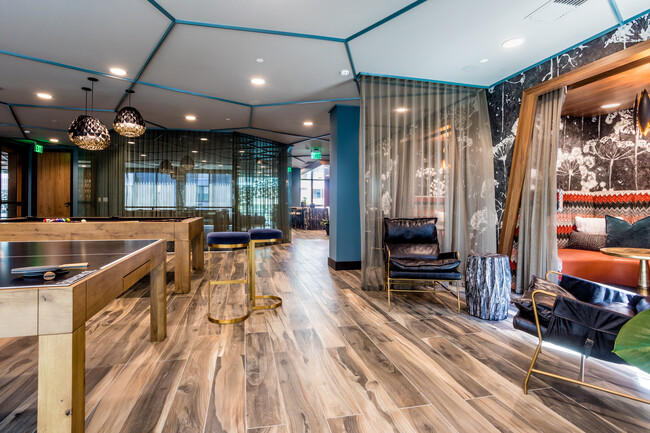 Broadstone Arden in Santa Ana, CA - Foto de edificio - Interior Photo