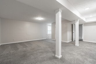 2600 Le Blanc Ct. in Louisville, KY - Building Photo - Interior Photo