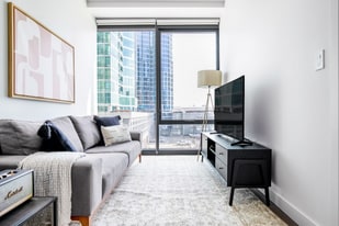 1231 S Indiana Ave in Chicago, IL - Building Photo