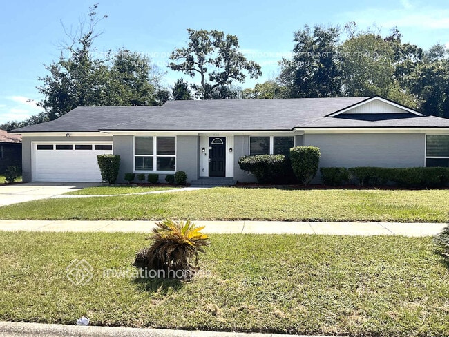 property at 4063 Greenwillow Ln W