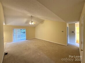 4332 Timberwood Dr in Gastonia, NC - Building Photo - Building Photo