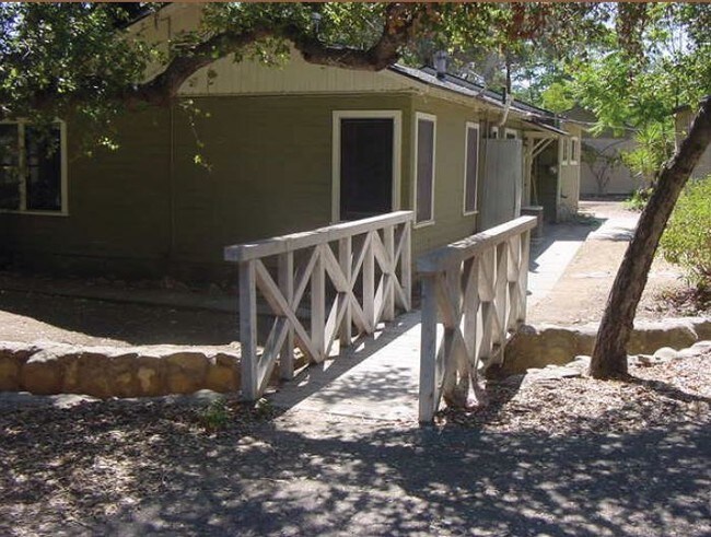 Ojai Bungalows in Ojai, CA - Building Photo - Building Photo