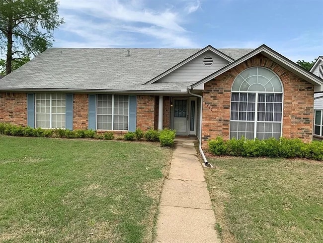 1417 Quail Crest Dr