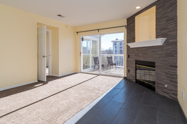 property at 2850 Aurora Ave