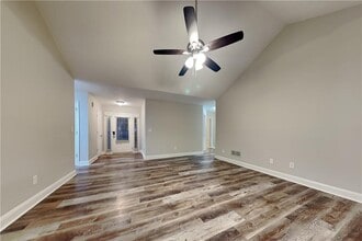 3564 Saddlebrook Dr in Loganville, GA - Building Photo - Building Photo