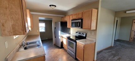 825 N 7th St in Rapid City, SD - Building Photo - Building Photo