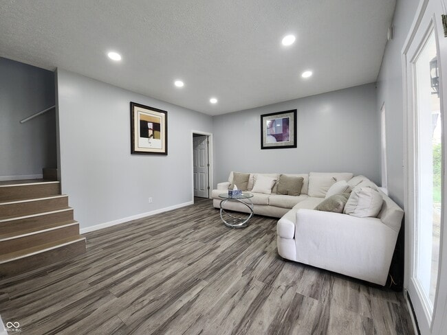 106 S McCarty St in Fortville, IN - Building Photo - Building Photo