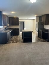 130 Shiawassee River Dr in Adrian, MI - Building Photo - Building Photo