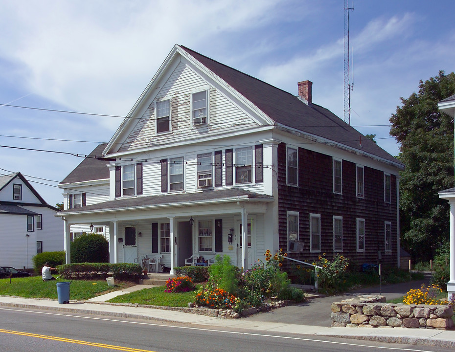 20 Wall St in Foxboro, MA - Foto de edificio