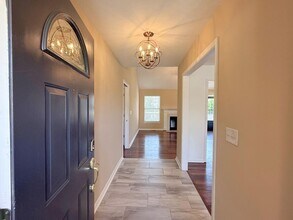 3124 White Blossom Cir in New Albany, IN - Building Photo - Building Photo
