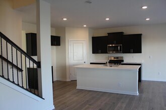 448 Park Vista Dr in Delaware, OH - Building Photo - Building Photo