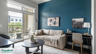 1900 Airport Commerce Dr in Austin, TX - Building Photo