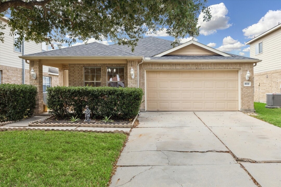 19318 Desert Calico Ln in Richmond, TX - Building Photo