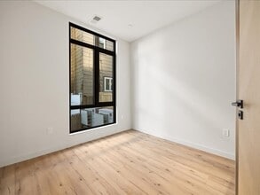 6 National St, Unit 2 in Boston, MA - Foto de edificio - Building Photo